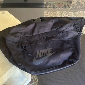 Nike large crossbody or fanny pack